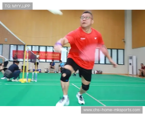 羽毛球反手封网盖帽得分：精准技术与竞技魅力的完美结合