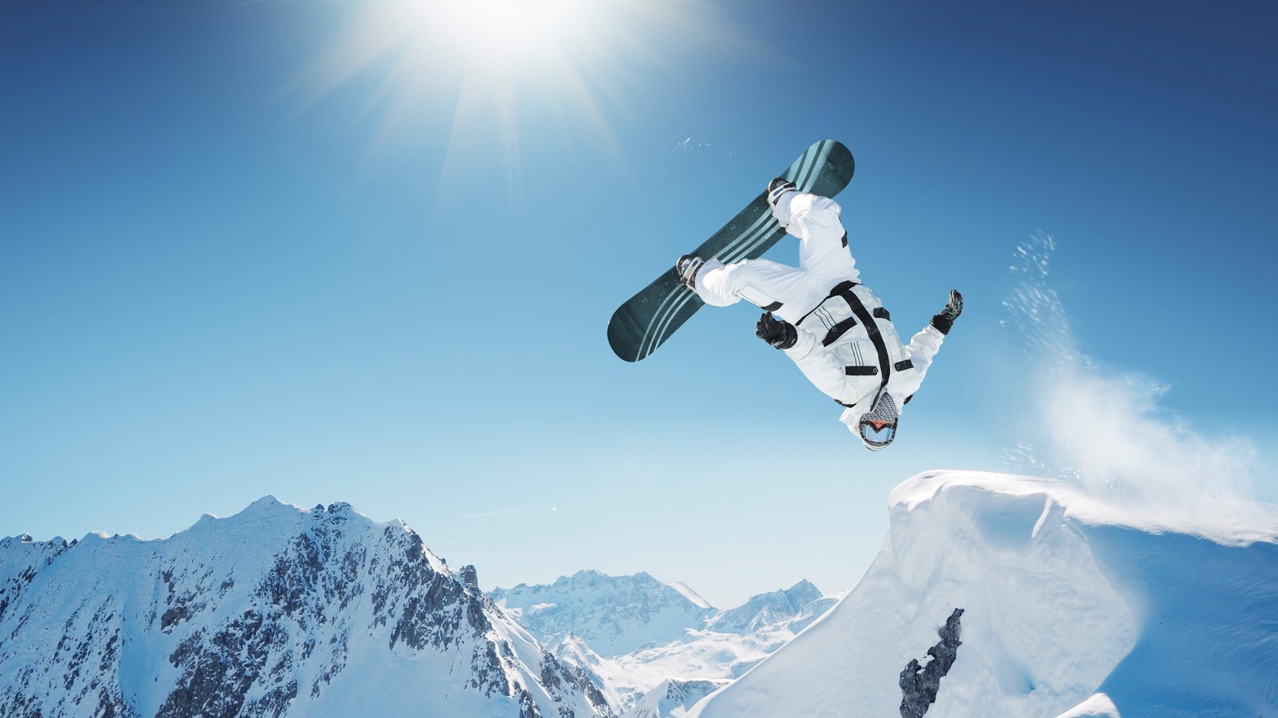 王楚钦马龙配对夺得世乒赛男双冠军，马龙和王楚钦男双决赛